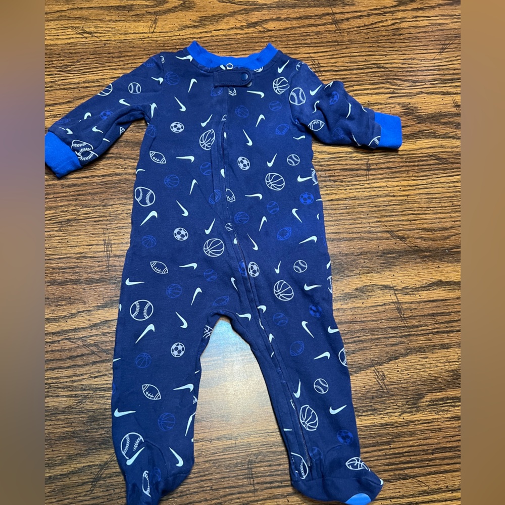 Nike boys blue 9 months sleep and play outfit B1G1 50% off